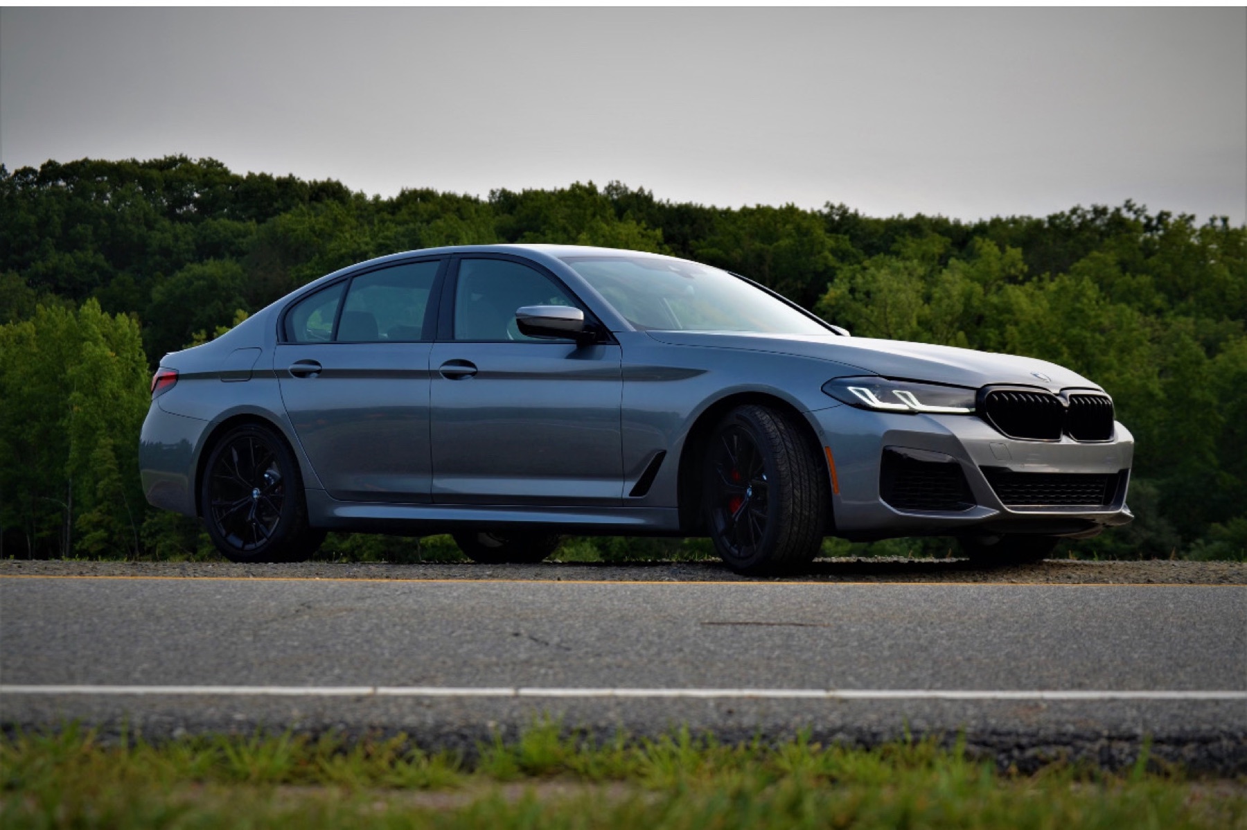 2023 BMW 5 Series M550i xDrive